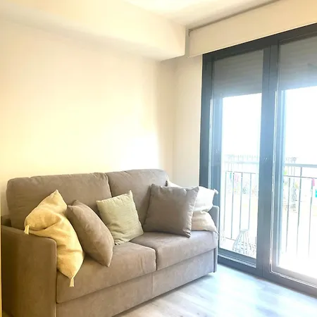 Estudio Barrio 2 * Alicante